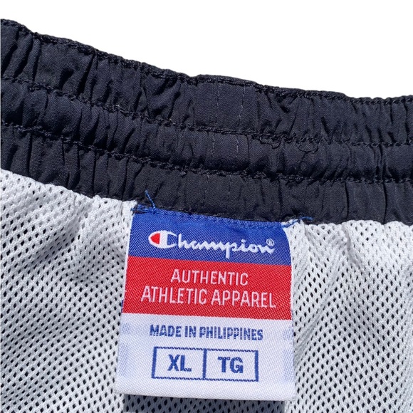 Vintage Champion Navy Blue Spellout Embroidered Shorts - Picture 4 of 4